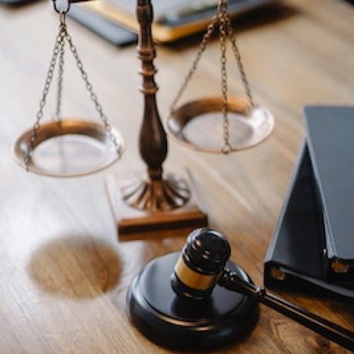 Wills vs Trusts: Which Is Right for You?